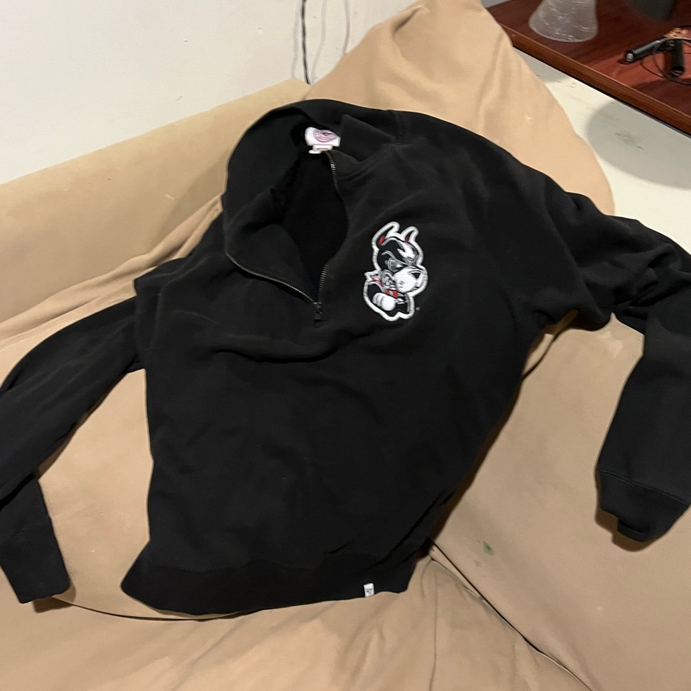 Terriers 1/4 Zip Sweatshirt